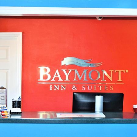 Baymont By Wyndham Forest City Ngoại thất bức ảnh